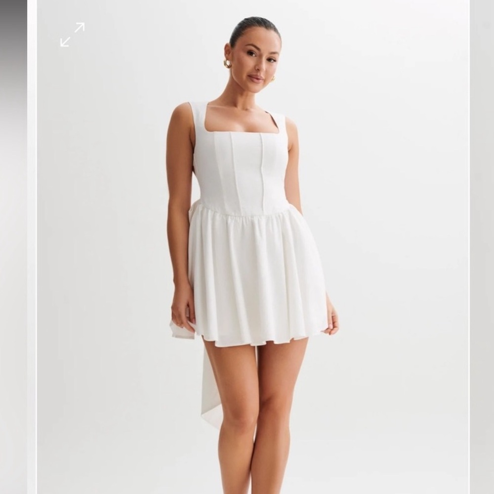 Meshki White Linen Mini Dress- Open Back with oversized bow- NWT